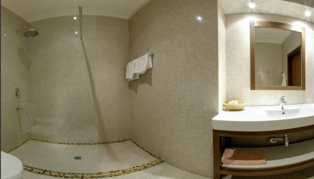 Four Rooms Mini-Hotel Charkiw Zimmer foto