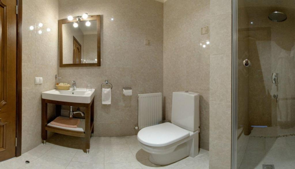 Four Rooms Mini-Hotel Charkiw Zimmer foto